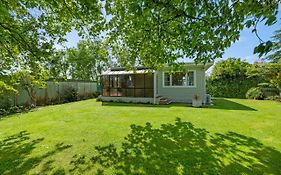 Carrington Countryside - New Plymouth Holiday Home